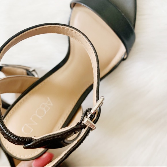 Abound Baxter Heels SOLD - Picture 2 of 2